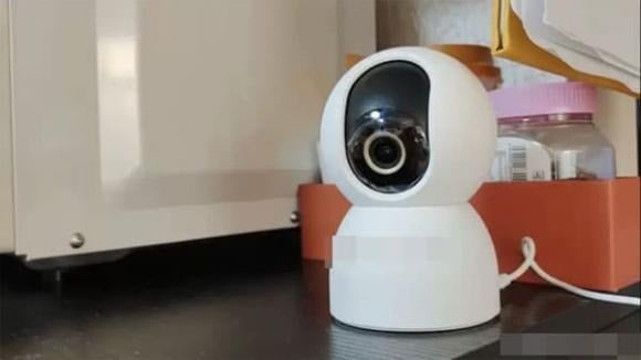 Không ít gia đình lắp camera ở cửa nhà nhằm tăng cường an ninh, đề phòng trộm cắp.