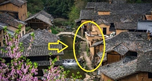 Trong cuộc sống, ta thường gặp những người hay xin vay tiền.