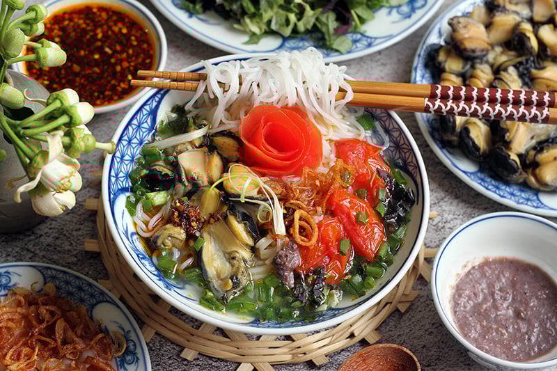 cach-nau-bun-oc-ha-noi-2-2256.jpg