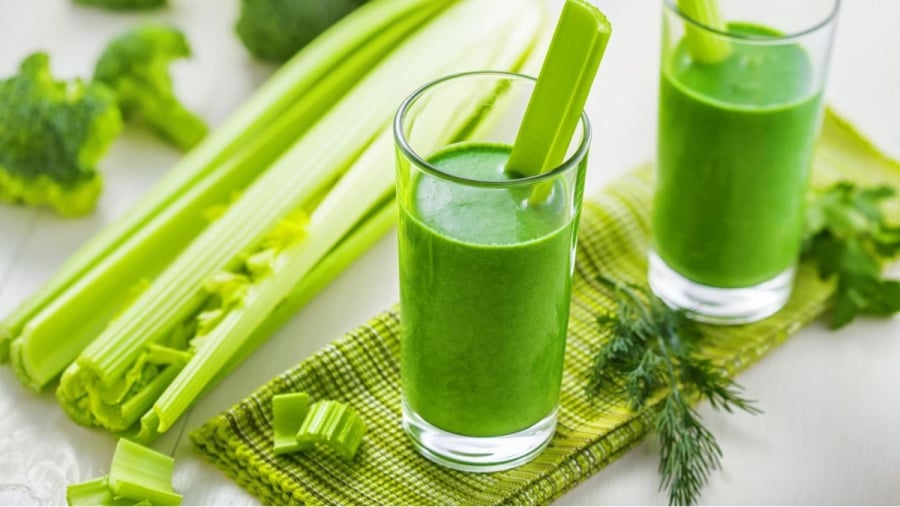 Những loại nước ép thanh lọc cơ thể bổ thận mát gan