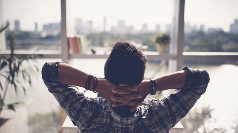 Trong xã hội hiện nay, không ít người có thói quen chi tiêu phung phí.
