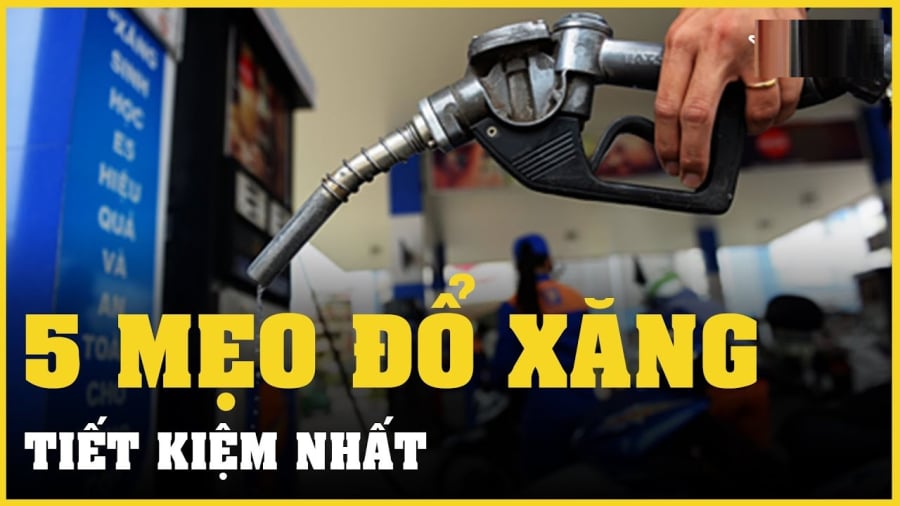 Để tránh tình trạng này xảy ra, điều tốt nhất bạn nên làm là đổ xăng theo lít.