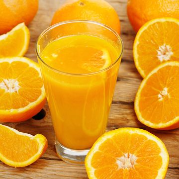 Nước cam tốt cho sức khỏe nhưng không phải lúc nào cũng nên uống