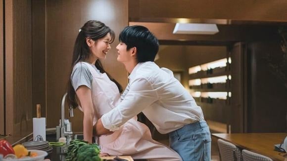 Khi bước vào một mối quan hệ, nhiều cô gái không chỉ mong chờ sự lãng mạn, mà còn háo hức được cùng bạn trai khám phá những điều mới mẻ.