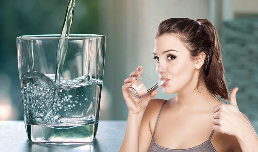 Sai lầm khi uống nước buổi sáng gây hại gan thận của bạn