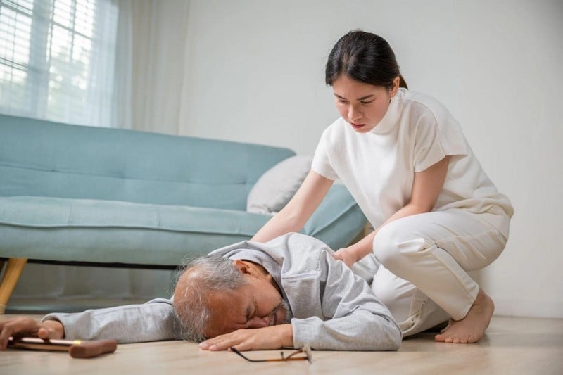 Dấu hiệu cơn đột quỵ não