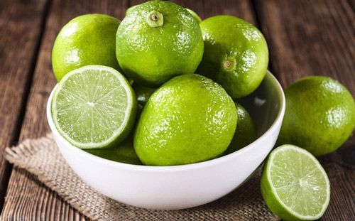 Dùng chanh cũng giúp bạn làm sạch nhanh hơn