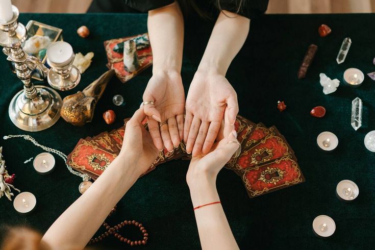 Lòng bàn tay dày thể hiện sự giàu có