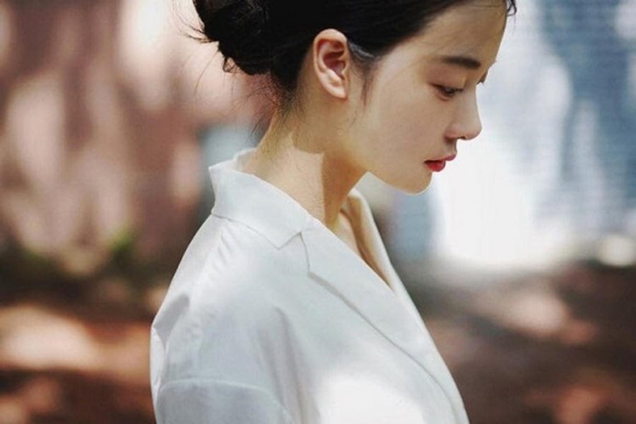 Phụ nữ tuổi trung niên thường có con đang trong giai đoạn trưởng thành – giai đoạn nhạy cảm và dễ thay đổi về tâm lý.