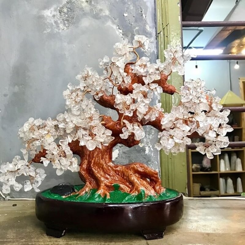 Cây tài lộc được làm từ đá thạch anh trắng