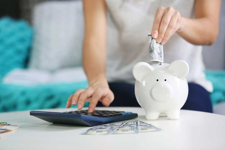 Phụ nữ tiết kiệm biết chi tiêu chính là người giúp kinh tế gia đình ổn định