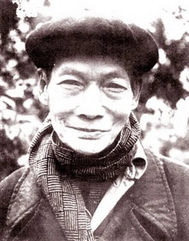 Chân dung nhà văn hóa Hoàng Đạo Thúy