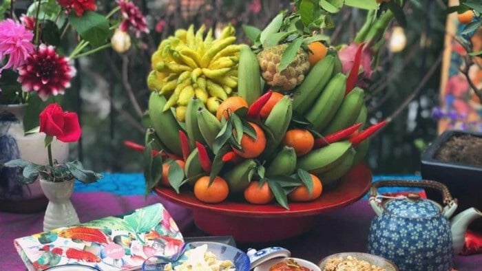 Có nên nên ghép 2 nải chuối để thắp hương không?