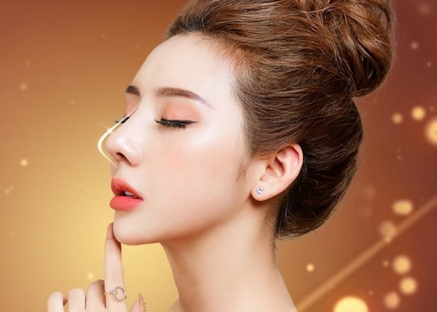 Người có mũi thẳng hơi dài rộng mà phần xương cứng chắc là gia đình có tài sản bạc tỷ. (Ảnh minh họa)