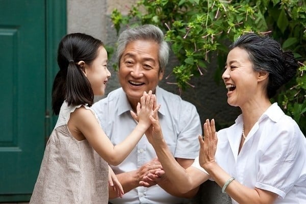 Sau một đêm nằm nghỉ, cơ thể cần vài phút để thích nghi với trạng thái tỉnh táo.