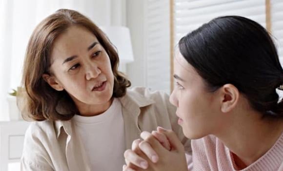 Sau khi biết điểm thi, nhiều học sinh cảm thấy hụt hẫng không phải vì kết quả, mà vì bị so sánh hay đánh giá lựa chọn của mình.