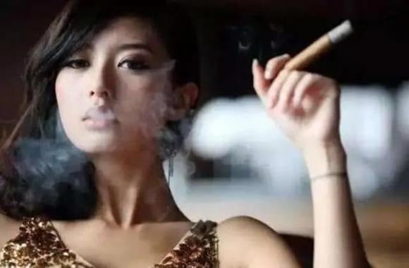 Nhiều bậc phụ huynh, trong đó có bà Trương Yến, mong muốn con trai mình cưới được một người vợ biết vun vén cho gia đình.