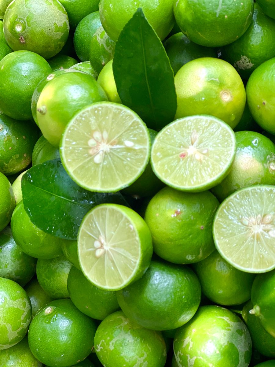 Chanh hoặc giấm giúp cơm trắng dẻo lâu thiu