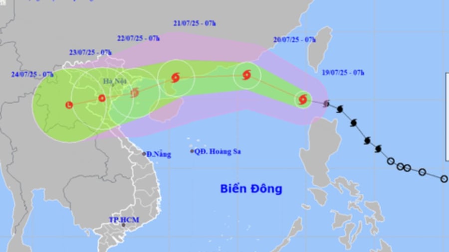 Bão số 3 tiếp tục mạnh lên và di chuyển mạnh