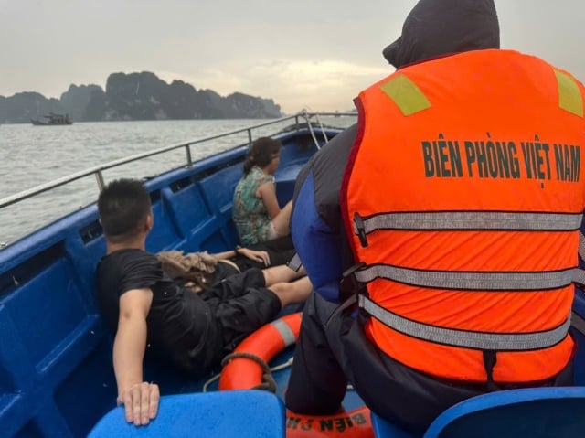 Bộ Chỉ huy Quân sự tỉnh Quảng Ninh đã tham mưu UBND tỉnh thành lập sở chỉ huy và triển khai công tác tìm kiếm cứu nạn