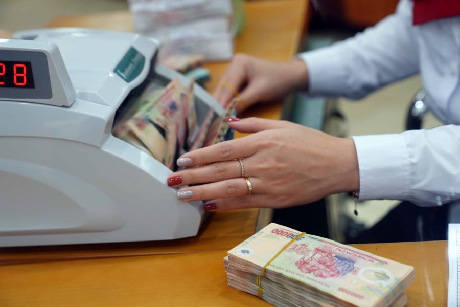 Có tiền nên gửi tiết kiệm 6 tháng hay 1 năm? Có 1 cách gửi ít vẫn hưởng lãi cao