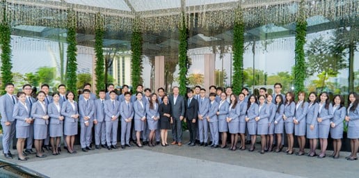 Sinh viên Hoa Sen Elite trong buổi đi học thực tế tại khách sạn Hilton Saigon.