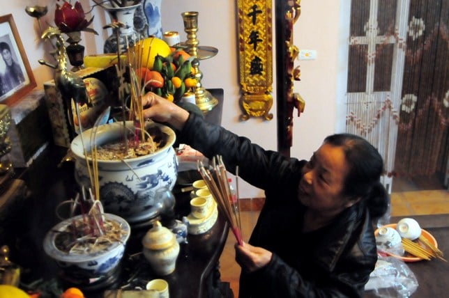 Ngày mùng 1 tháng 6 Nhuận: Thắp hương vào khung giờ nào đẹp nhất?