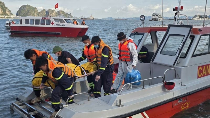 Ở Quảng Ninh, sau gần một tuần tìm kiếm, lực lượng cứu hộ đã hoàn tất việc tìm kiếm nạn nhân cuối cùng trong vụ lật tàu Vịnh Xanh 58