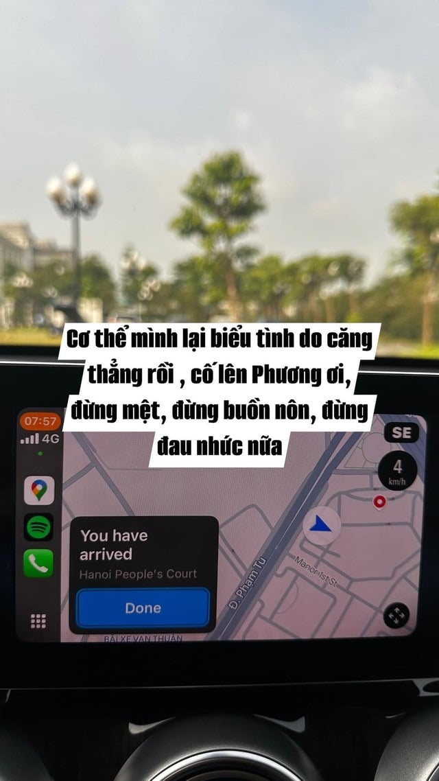 Lan Phương khiến người hâm mộ không khỏi lo lắng khi chia sẻ về tình trạng sức khỏe.
