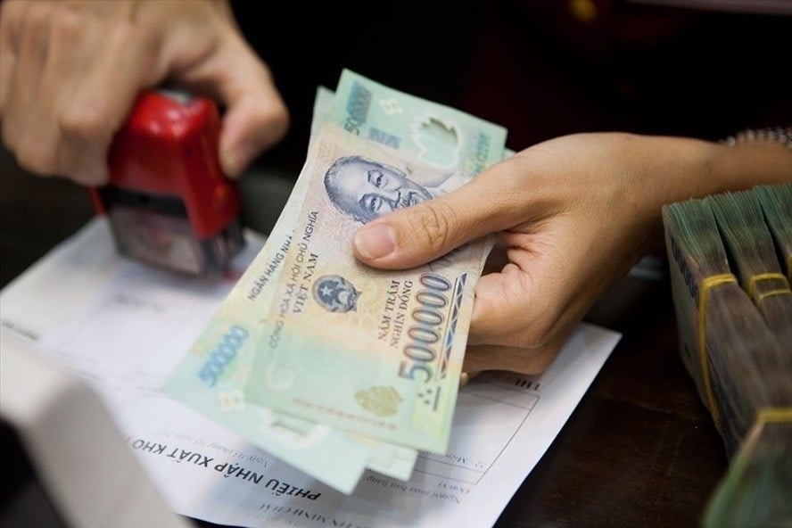 Kể từ 15/8: Ai được trợ cấp thêm 5 triệu đồng/tháng?