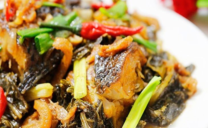 Cá rô phi không chỉ giàu đạm mà còn chứa các khoáng chất như phốt pho, selen và vitamin B12 – những dưỡng chất cần thiết cho xương, máu và hệ thần kinh