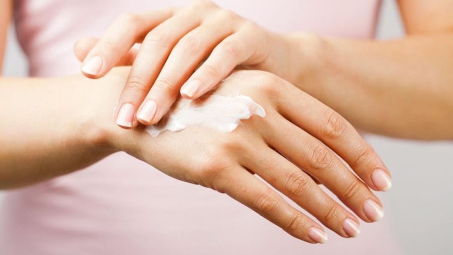 Hai sản phẩm vi phạm chất lượng và không rõ nguồn gốc bị thu hồi tiêu hủy