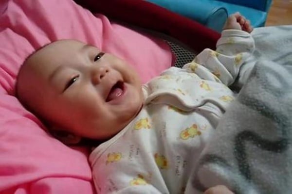 Đứa trẻ đến
