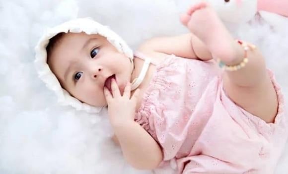 Một cái tên không rõ ràng về giới tính có thể gây nhầm lẫn và khiến trẻ dễ bị trêu chọc. 