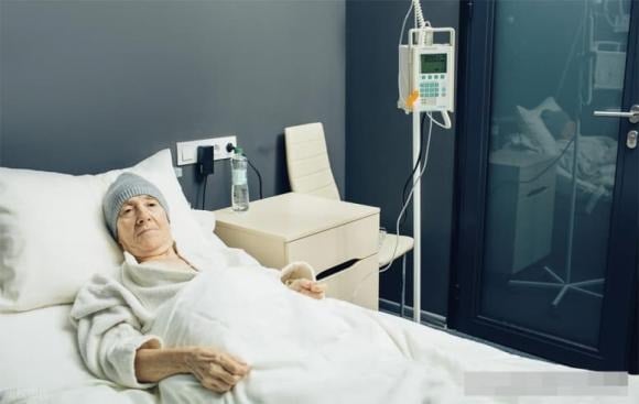 Ung thư không phát triển một cách đột ngột.