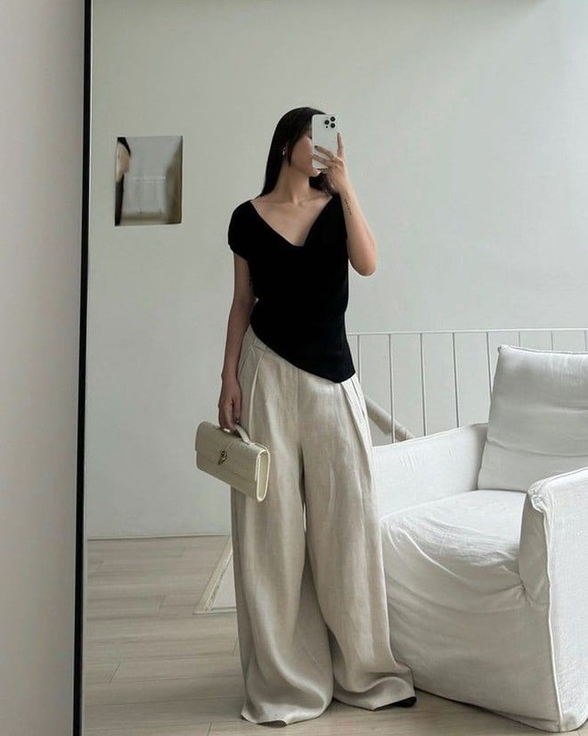 Một item khác không thể thiếu trong tủ đồ mùa hè chính là quần ống rộng.