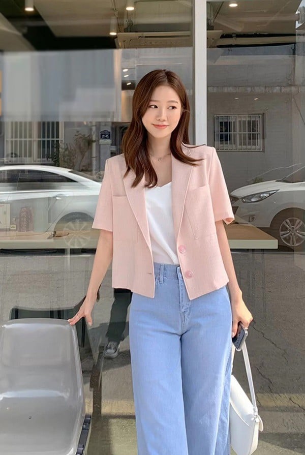 1001-cach-phoi-do-voi-ao-blazer-coc-tay-chi-em-nao-cung-nen-biet-de-co-style-sang-xin-ngay-giao-mua-1-1693057396-223-width600height895-1511.jpg