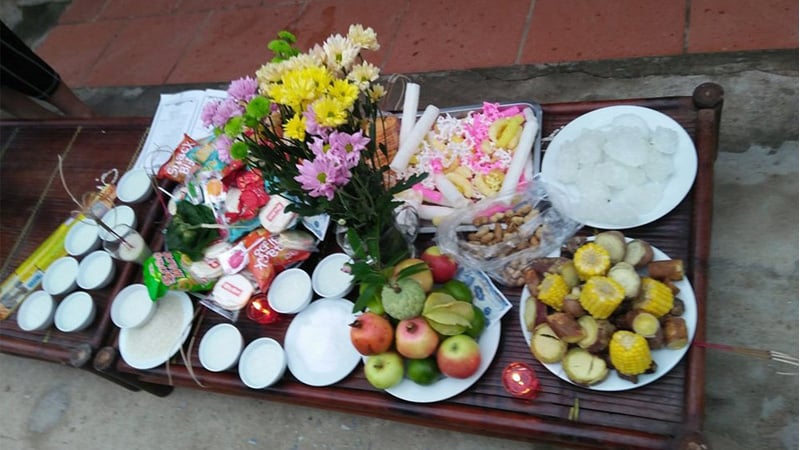Những đồ vật càng để lâu trên bàn thờ càng mất lộc