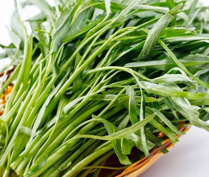 Rau muống là loại rau ngon và phổ biến ở Việt Nam nhưng một số người nên hạn chế