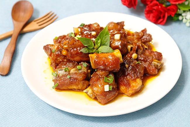 Sườn xào chua ngọt