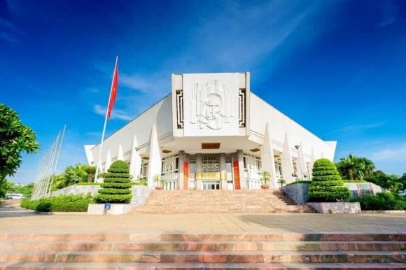Dịp Quốc khánh 2/9, Bảo tàng Hồ Chí Minh cũng mở cửa miễn phí đón người dân và du khách.