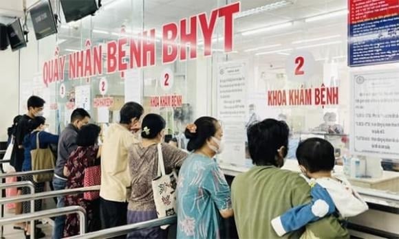 Số tiền cùng chi trả trong năm vượt quá 6 lần mức tham chiếu.