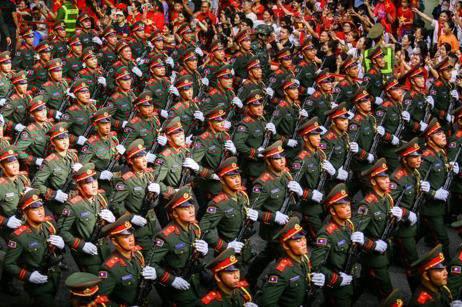 Khối Quân đội Lào. (Ảnh: Dân Việt)