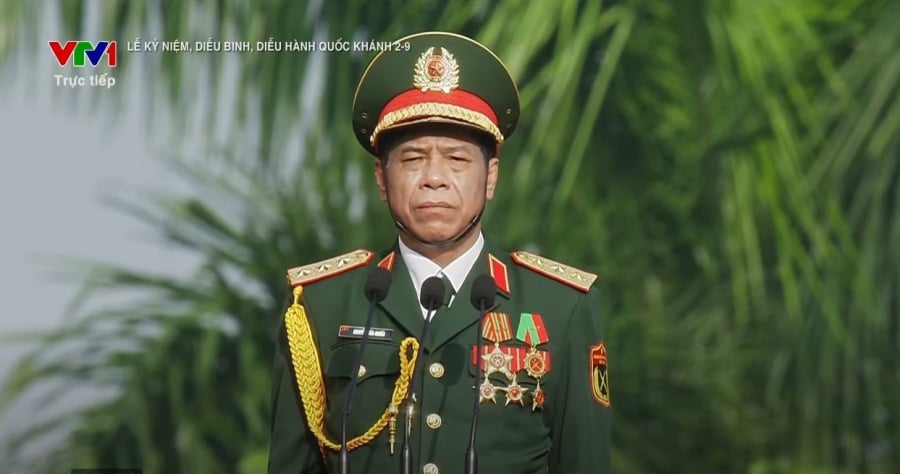 Thượng tướng Nguyễn Văn Nghĩa - Phó Tổng tham mưu trưởng Quân đội Nhân dân Việt Nam, chỉ huy cuộc Diễu binh, diễu hành chào mừng 80 năm Cách mạng tháng Tám thành công và Quốc khánh 2/9.