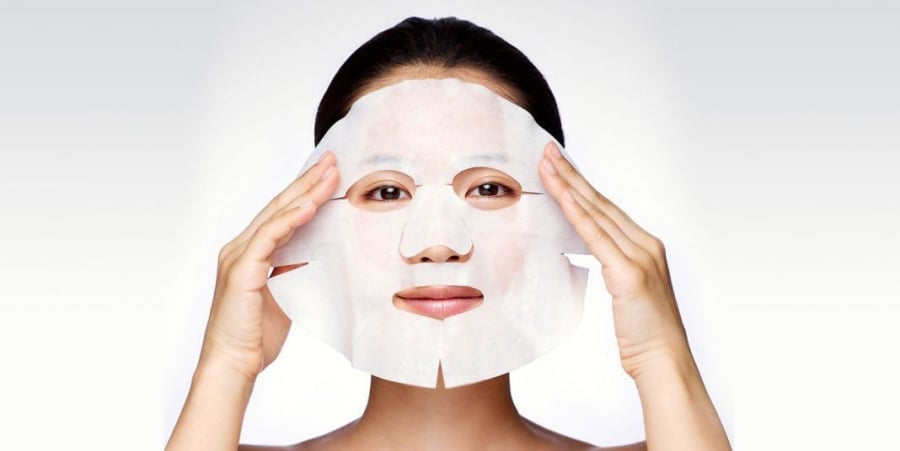 Nếu không rửa sạch sau khi đắp, các thành phần này sẽ tiếp tục bám trên da, làm tăng nguy cơ kích ứng