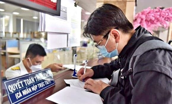 Các khoản phụ cấp, trợ cấp nêu trên và mức áp dụng phải do cơ quan Nhà nước có thẩm quyền quy định.