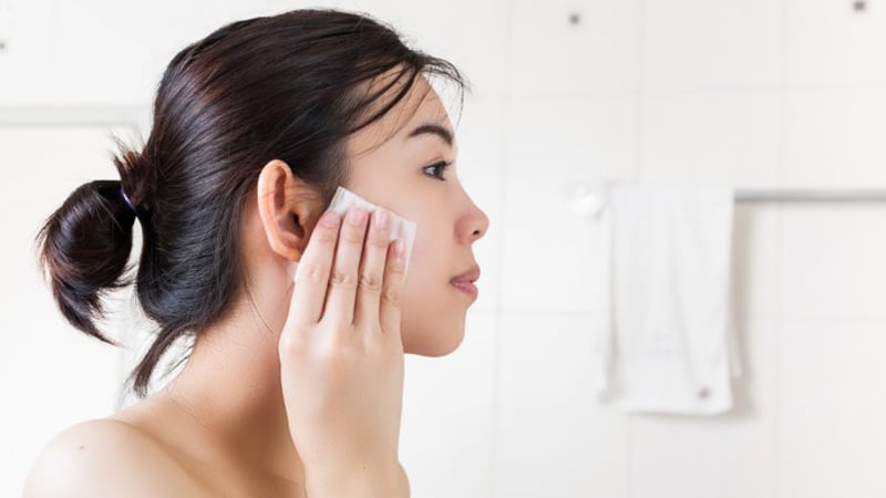 Bạn sẽ thật khó để tìm ra được khuyết điểm của làn da cũng như nhận thức được làn da bắt đầu lão hóa trong độ tuổi này.