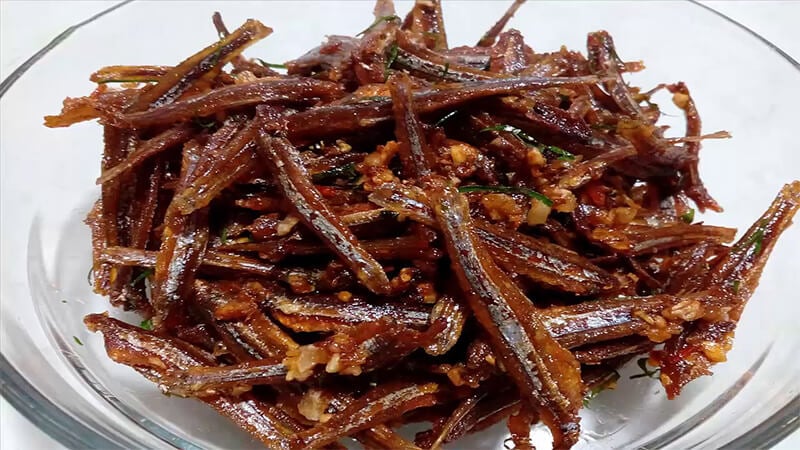 Món khô cá cơm rang chua ngọt 