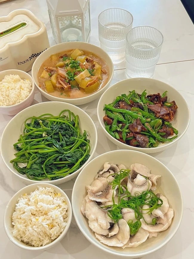 Thực đơn 1: Nhẹ nhàng mà tròn vị