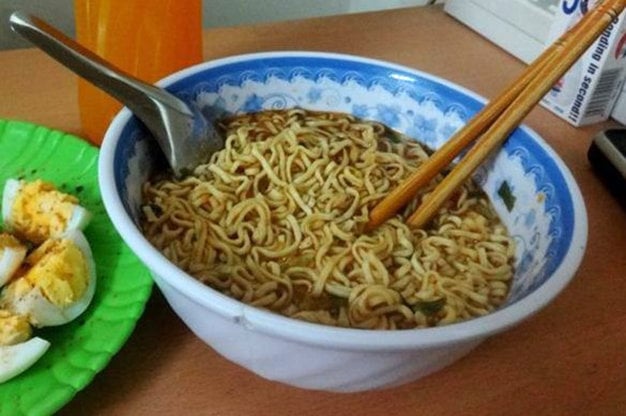 6 người tuyệt đối không được ăn mì tôm